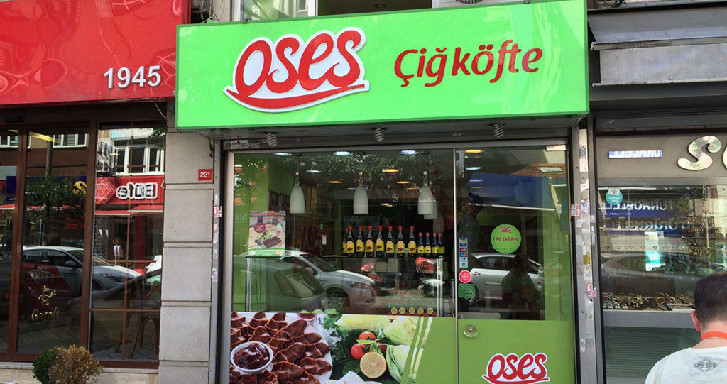 oses cigkofte isikli pleksi tabela istanbul tabelaci